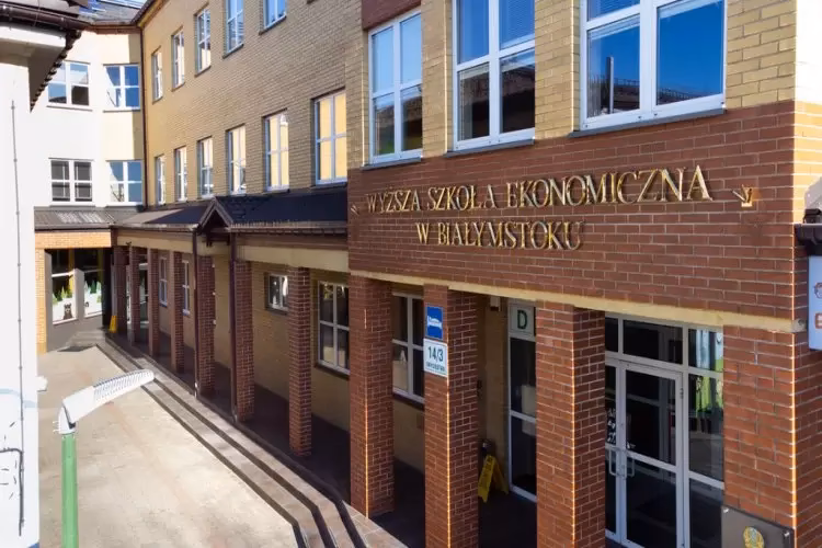 Co można robić po szkole ekonomicznej?