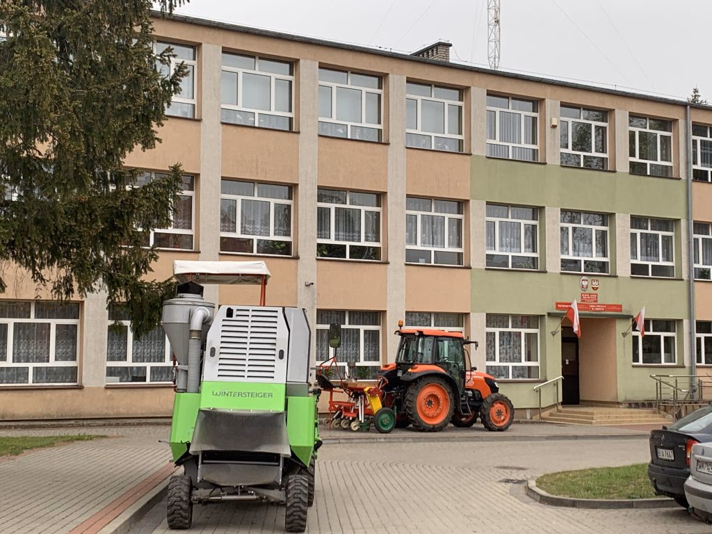 Ile lat trwa nauka w szkole rolniczej?