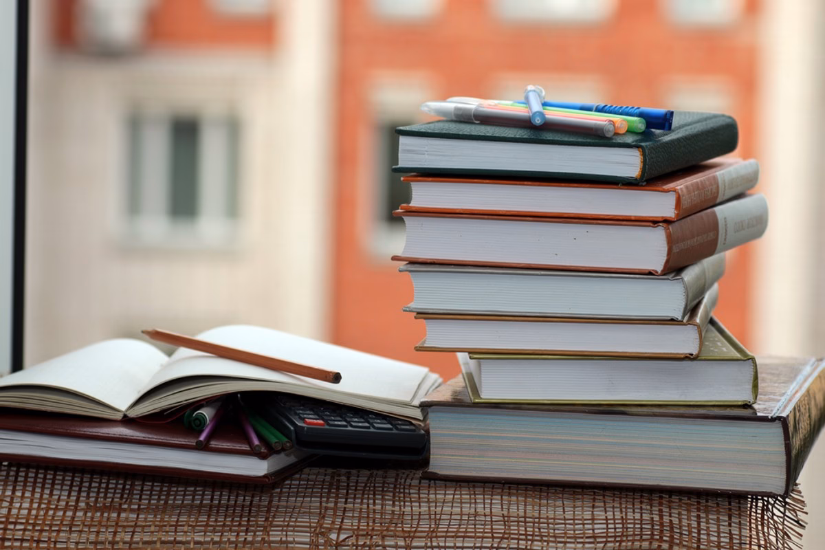 Kto ustala zasady rekrutacji na studia?