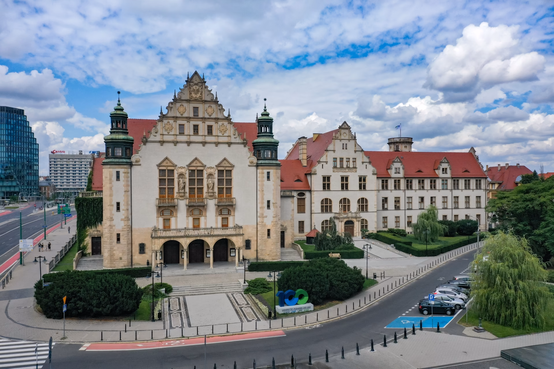 Czy warto studiować na UAM?