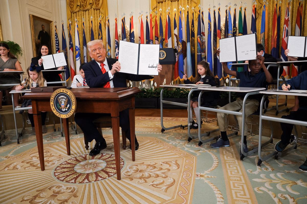 Czy Donald Trump ma studia?