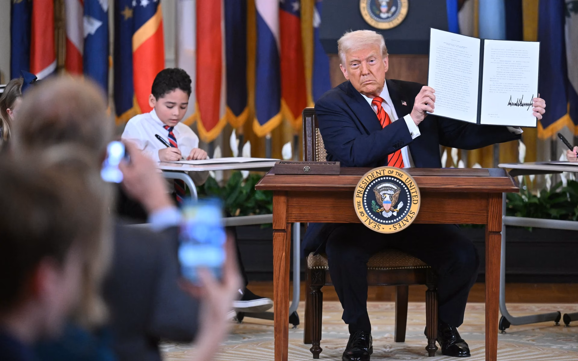Czy Donald Trump ma studia?