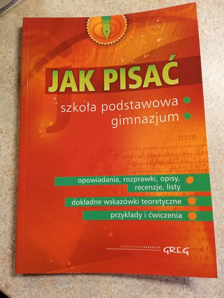 Czy numer w nazwie szkoły piszemy wielką literą?