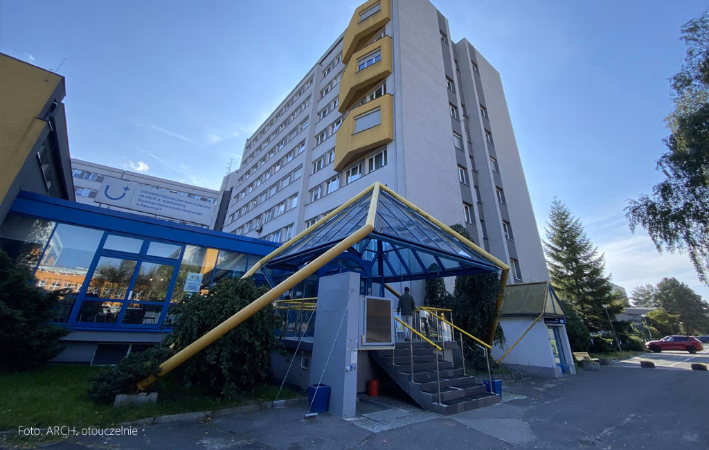 Ile osób na jedno miejsce medycyna Katowice?
