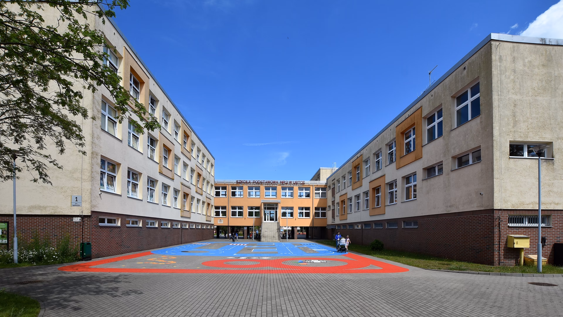 Jak kiedyś nazywała się Ustka?